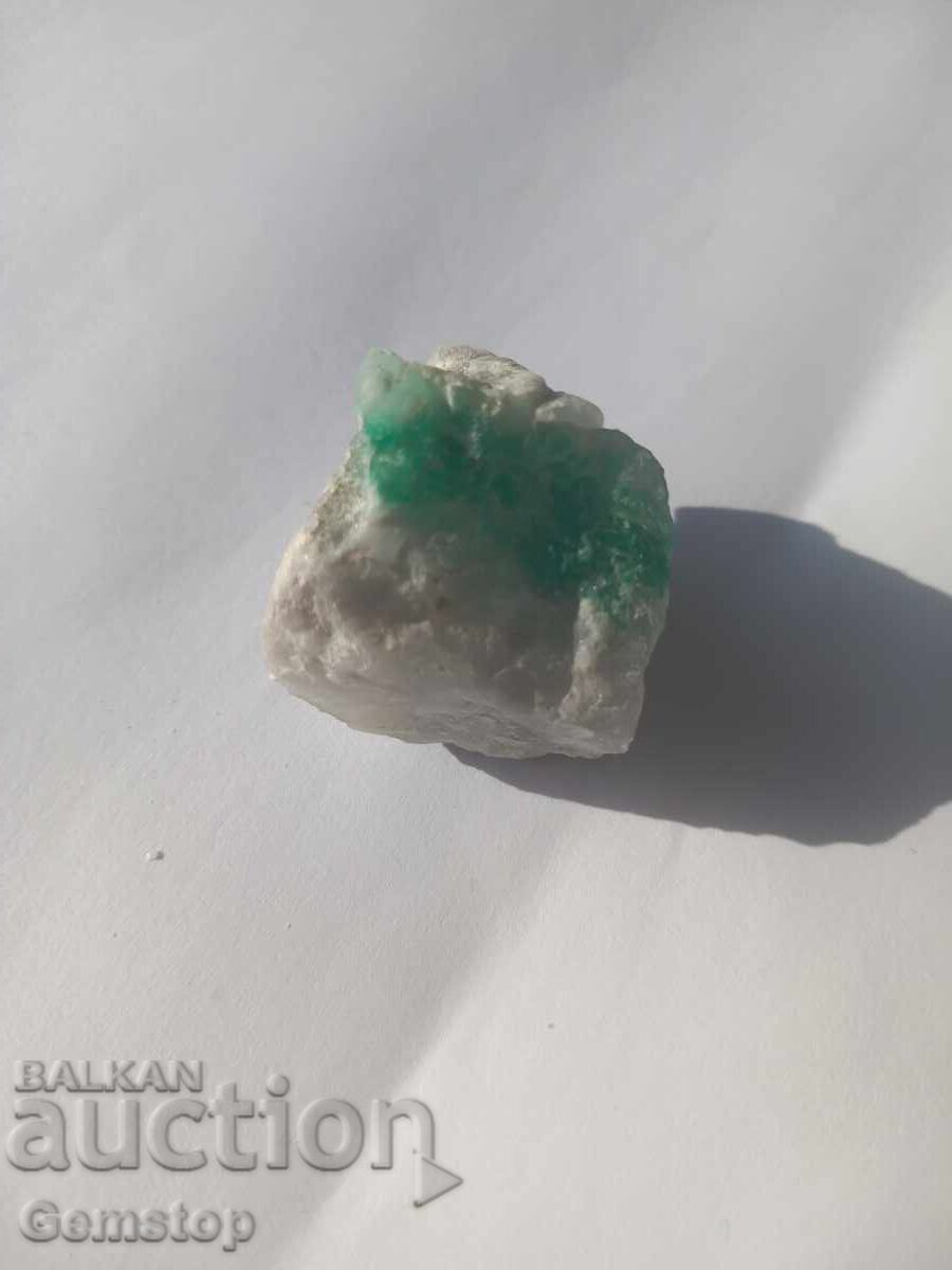 198.40 carats of natural raw emerald 198.40 carats of natural raw emerald