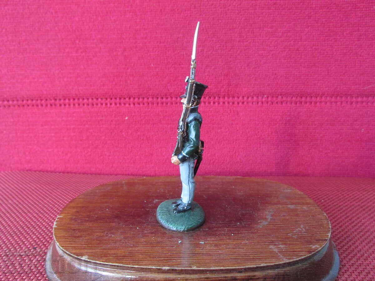 DelPrado Soldier with price 11.00 BGN | € 5.62 DelPrado Soldier with price 11.00 BGN | € 5.62