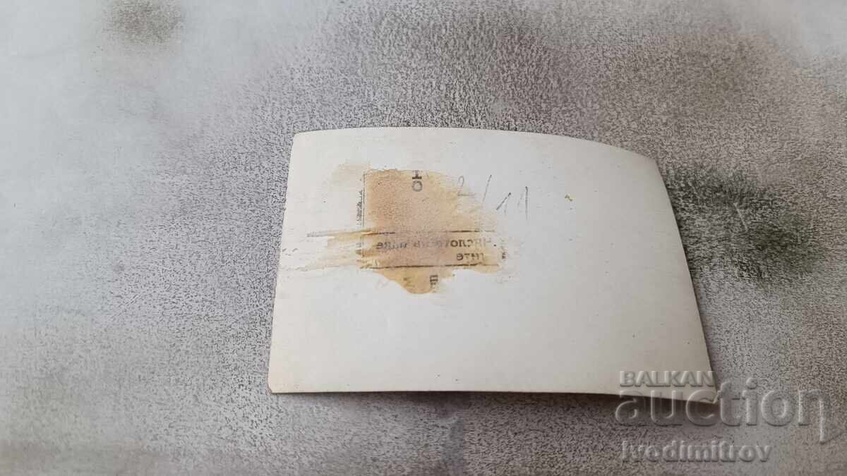 Photo Young man and girl on a bridge with price 1.65 BGN | € 0.84 Photo Young man and girl on a bridge with price 1.65 BGN | € 0.84