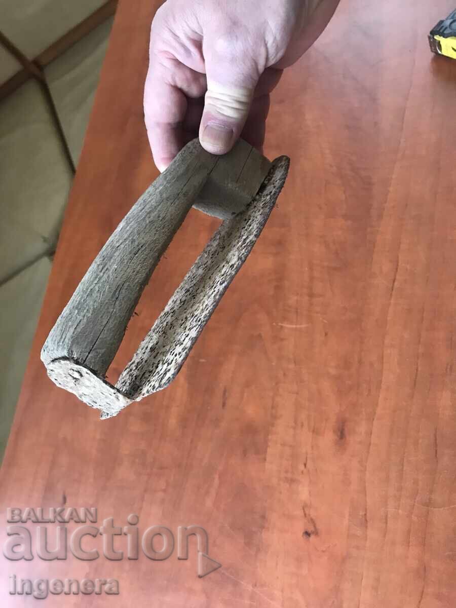 Auction TOOL TROWEL TROWEL PUTTY OLD Auction TOOL TROWEL TROWEL PUTTY OLD