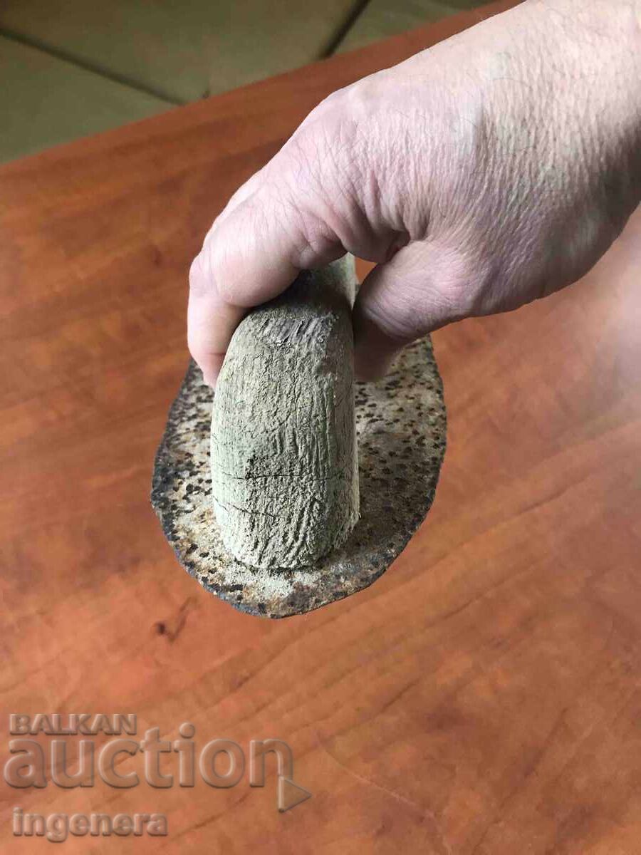 TOOL TROWEL TROWEL PUTTY OLD - 5 TOOL TROWEL TROWEL PUTTY OLD - 5