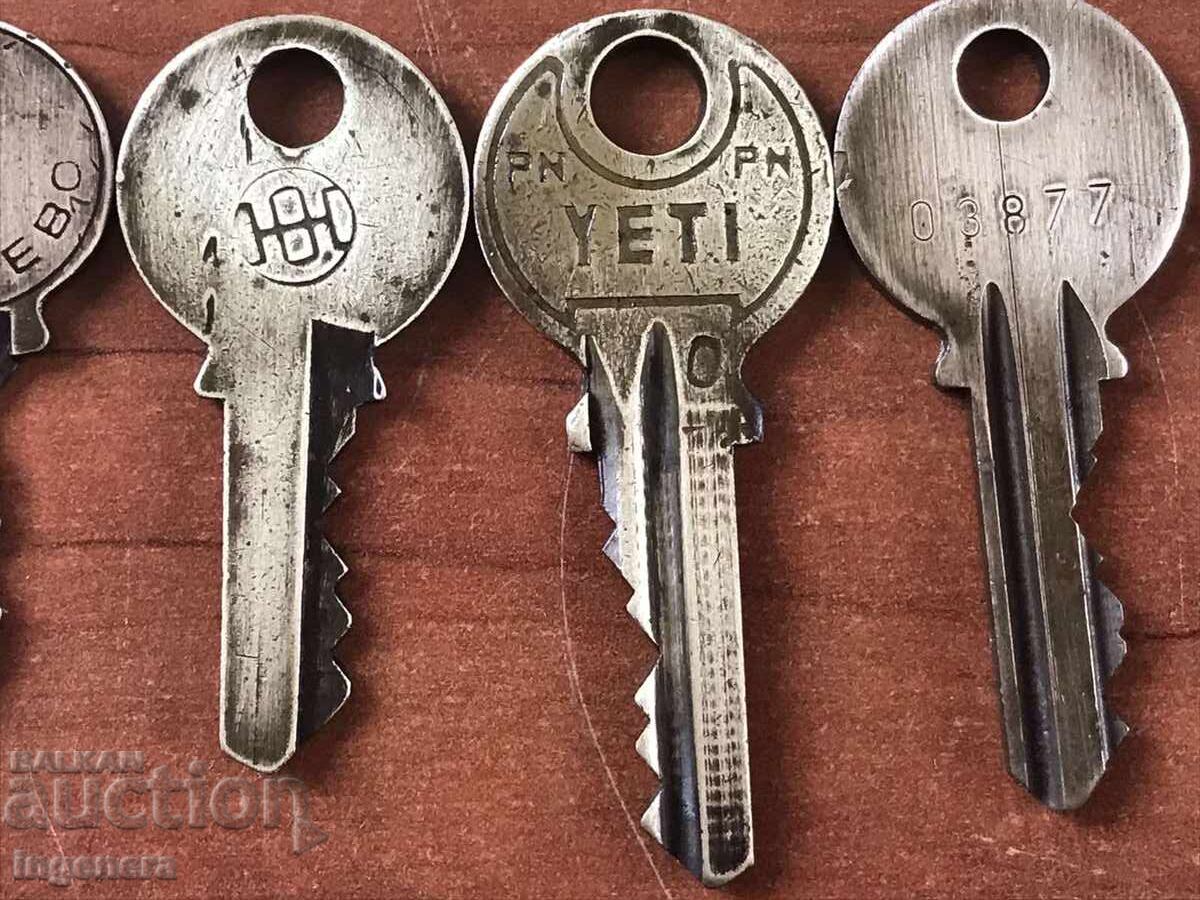 Delivery of KEY KEYS BRONZE ANTIQUE - 7 PCS. Delivery of KEY KEYS BRONZE ANTIQUE - 7 PCS.