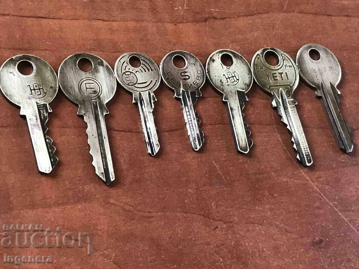 KEY KEYS BRONZE ANTIQUE - 7 PCS. - 5 KEY KEYS BRONZE ANTIQUE - 7 PCS. - 5