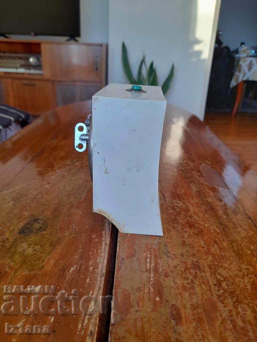 Παλιό ρολόι, ξυπνητήρι Sevani με τιμή 16.00 BGN | € 8.18 Παλιό ρολόι, ξυπνητήρι Sevani με τιμή 16.00 BGN | € 8.18