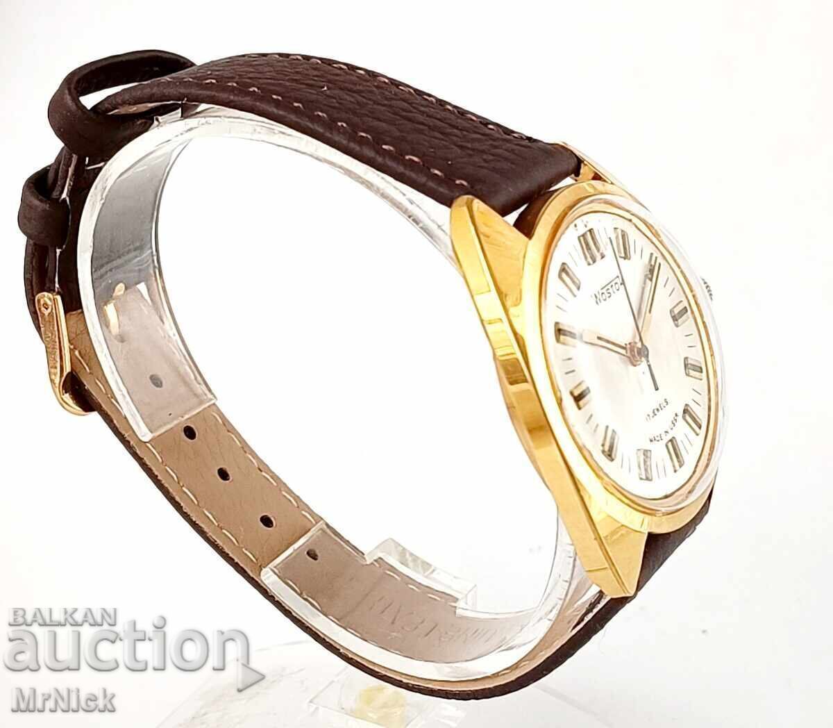 Auction Wostok Vostok - gold-plated men's watch with manual winding Auction Wostok Vostok - gold-plated men's watch with manual winding