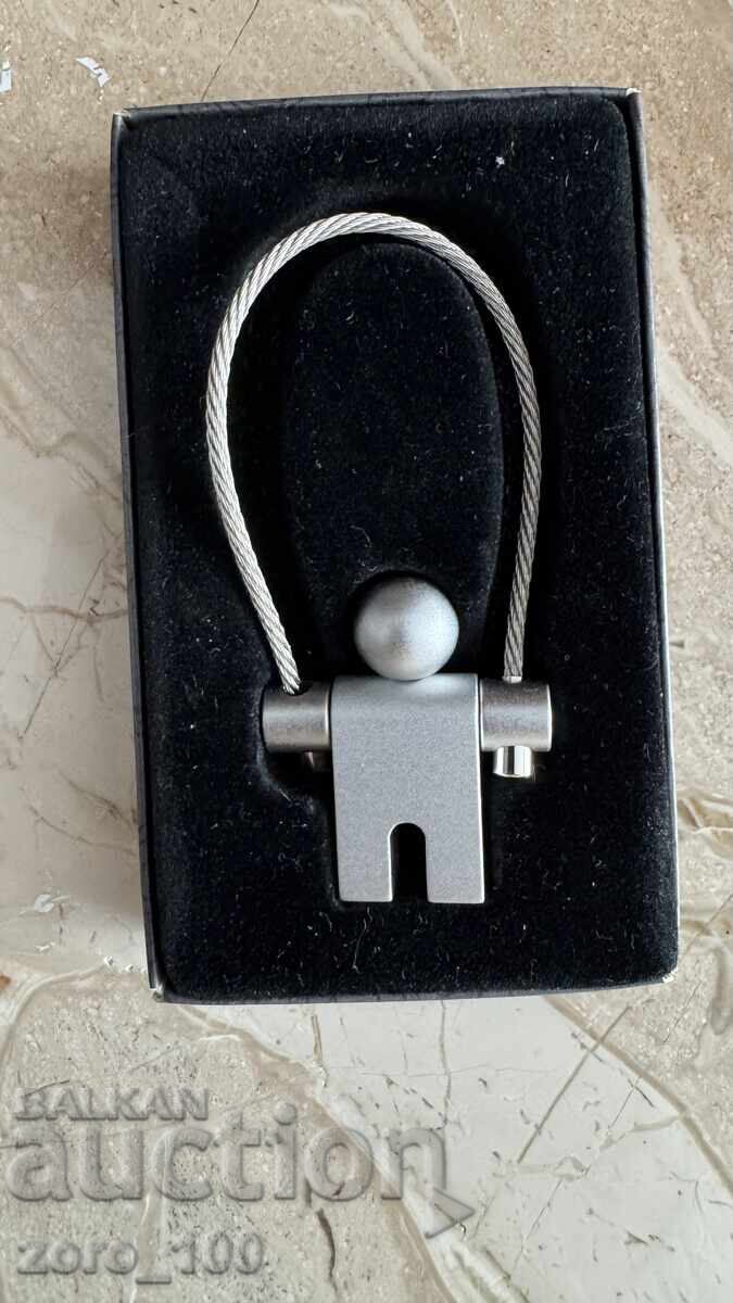 Τρόικα, μπρελόκ γερμανικής ποιότητας με τιμή 12.00 BGN | € 6.14