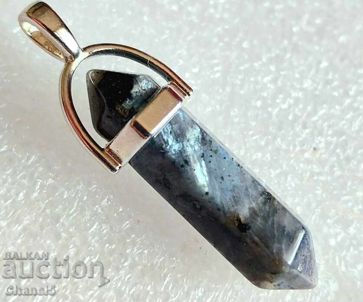 Delivery of LARWICKITE MEDALLION (940) Delivery of LARWICKITE MEDALLION (940)