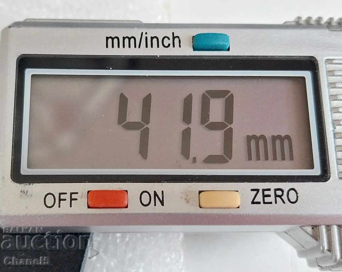 LARWICKITE MEDALLION (940) - 5 LARWICKITE MEDALLION (940) - 5