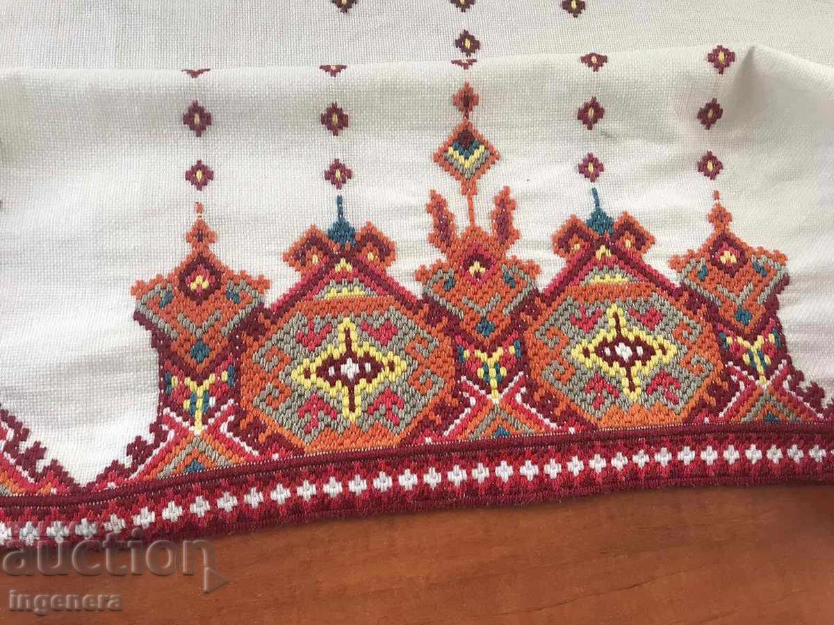 Auction  HAND EMBROIDERED PANAMA TABLE COVER-150 X 110 CM.-UNIQUE