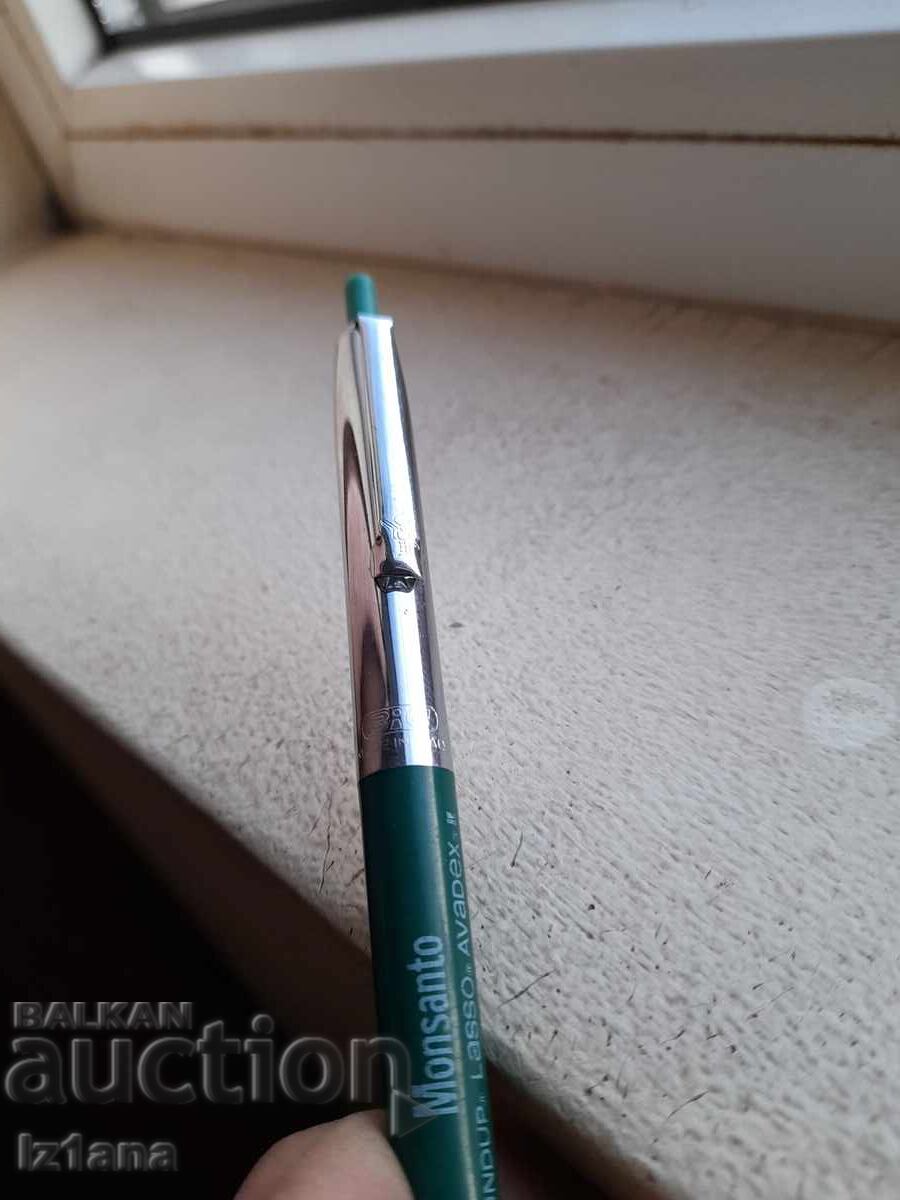 Old pen, ballpoint pen, Bic ballpoint pen - 6