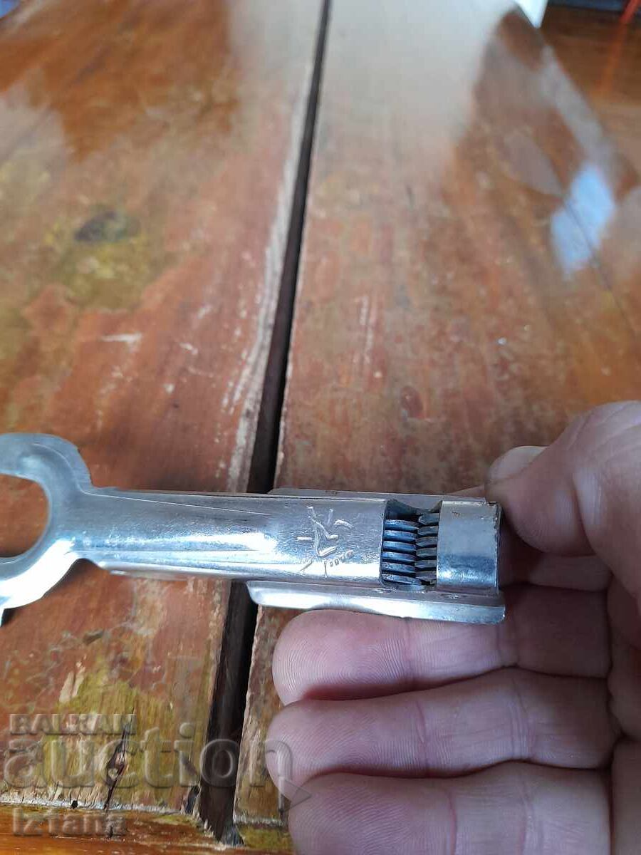 Стара отварачка,точило - 5 Стара отварачка,точило - 5