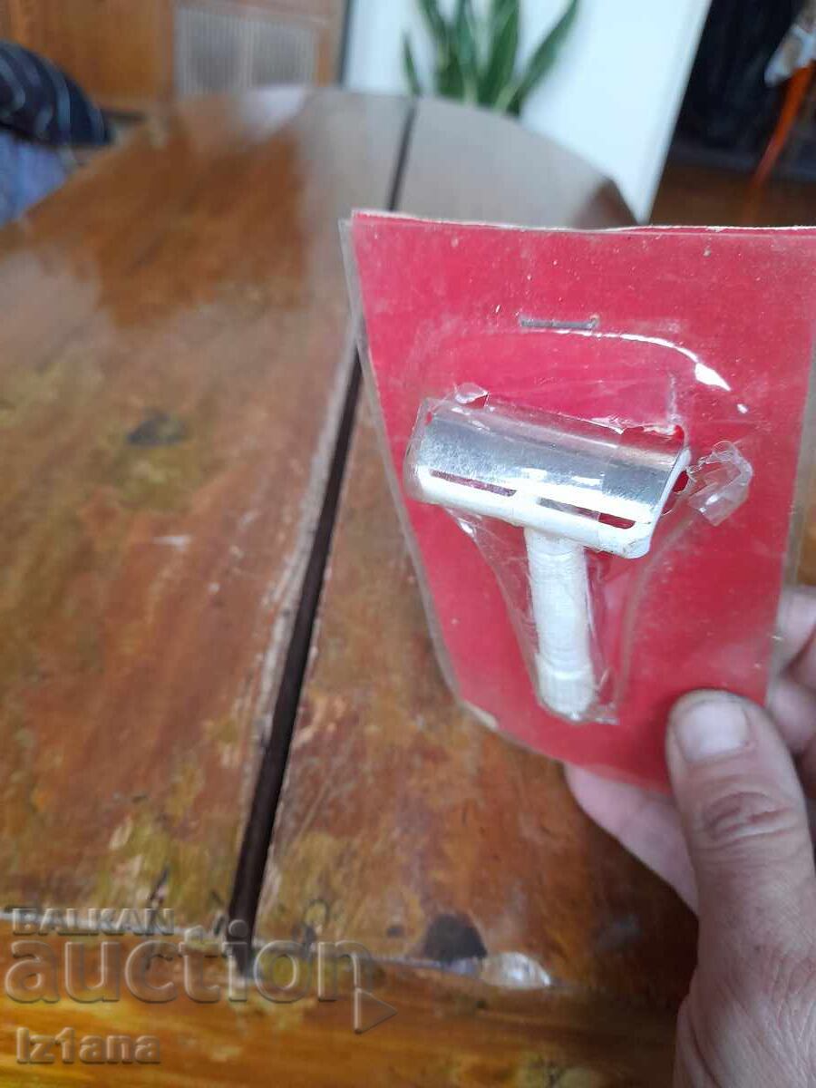 Δημοπρασία Ένα παλιό ξυράφι Δημοπρασία Ένα παλιό ξυράφι