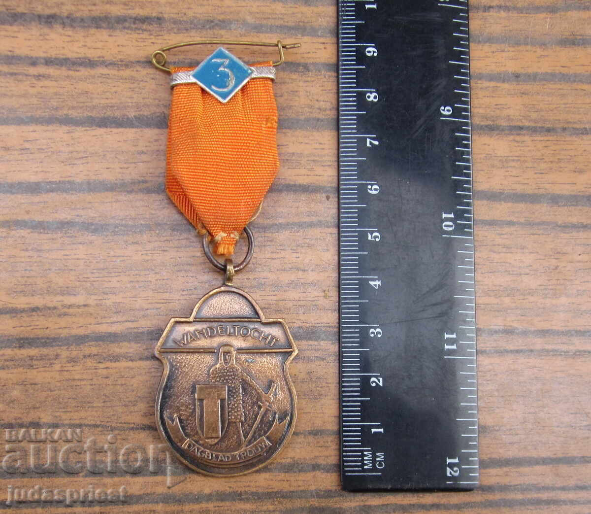 Παράδοση παλιό σήμα παραγγελίας μεταλλίων Ολλανδίας με ιππότη και κορδέλα Παράδοση παλιό σήμα παραγγελίας μεταλλίων Ολλανδίας με ιππότη και κορδέλα