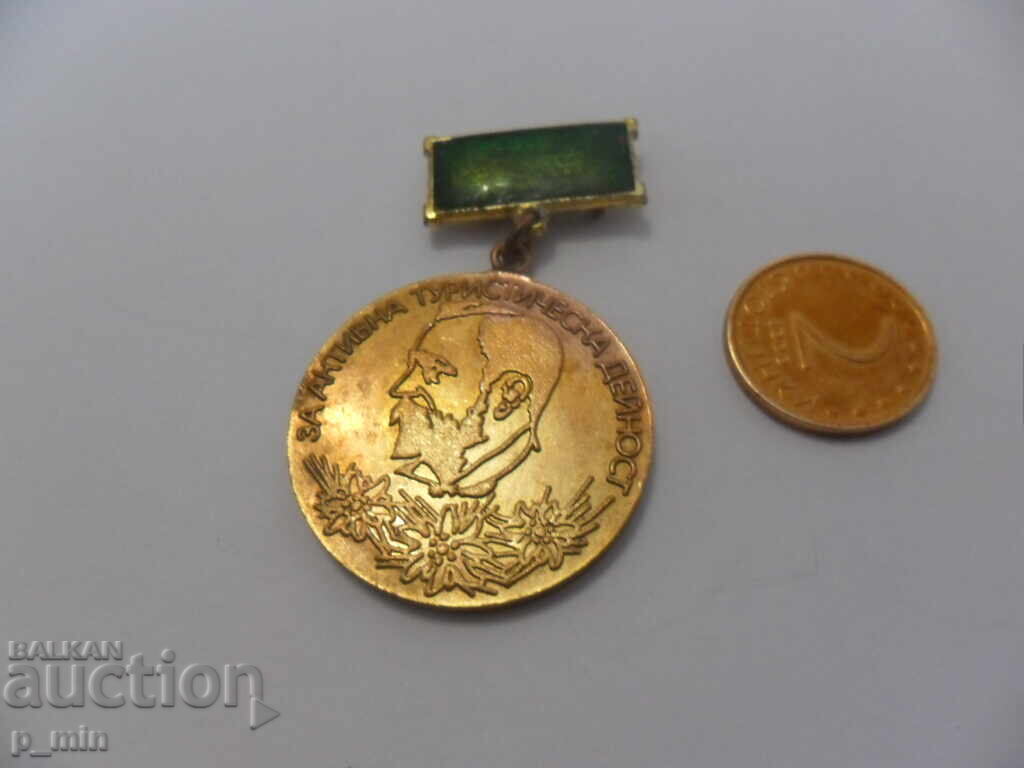 badge - for active tourist activity badge - for active tourist activity