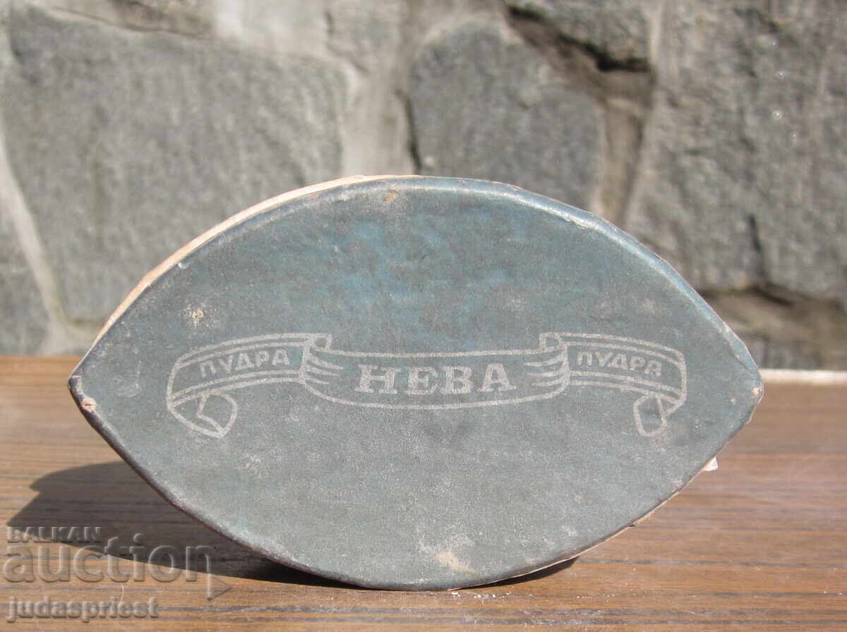 old Russian ladies' pink powder Neva in the original box with price 25.00 BGN | € 12.78