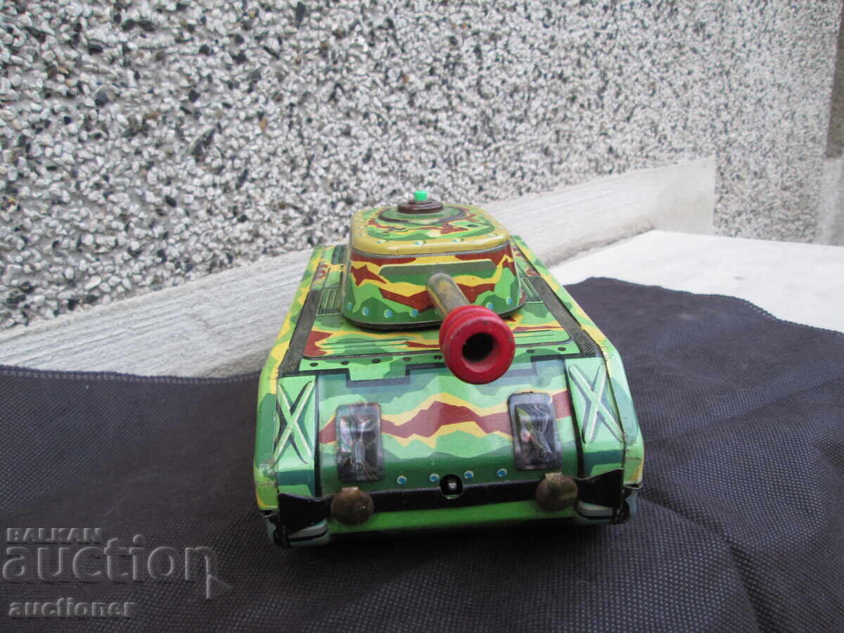 RARE OLD MECHANICAL TOY TANK-T121 with price 120.00 BGN | € 61.36 RARE OLD MECHANICAL TOY TANK-T121 with price 120.00 BGN | € 61.36