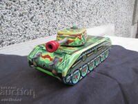 RARE OLD MECHANICAL TOY TANK-T121