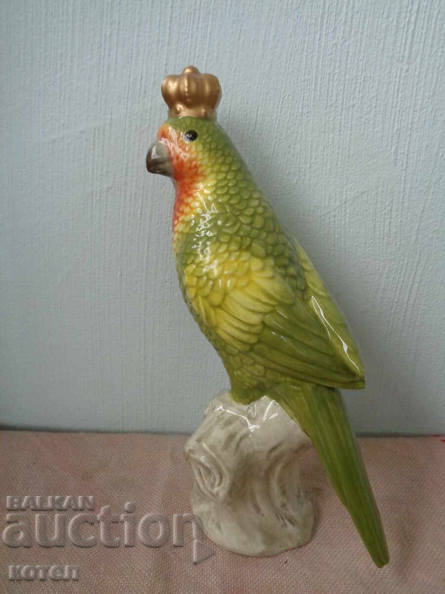 Delivery of For sale: Enameled and polychrome porcelain sculpture. Delivery of For sale: Enameled and polychrome porcelain sculpture.