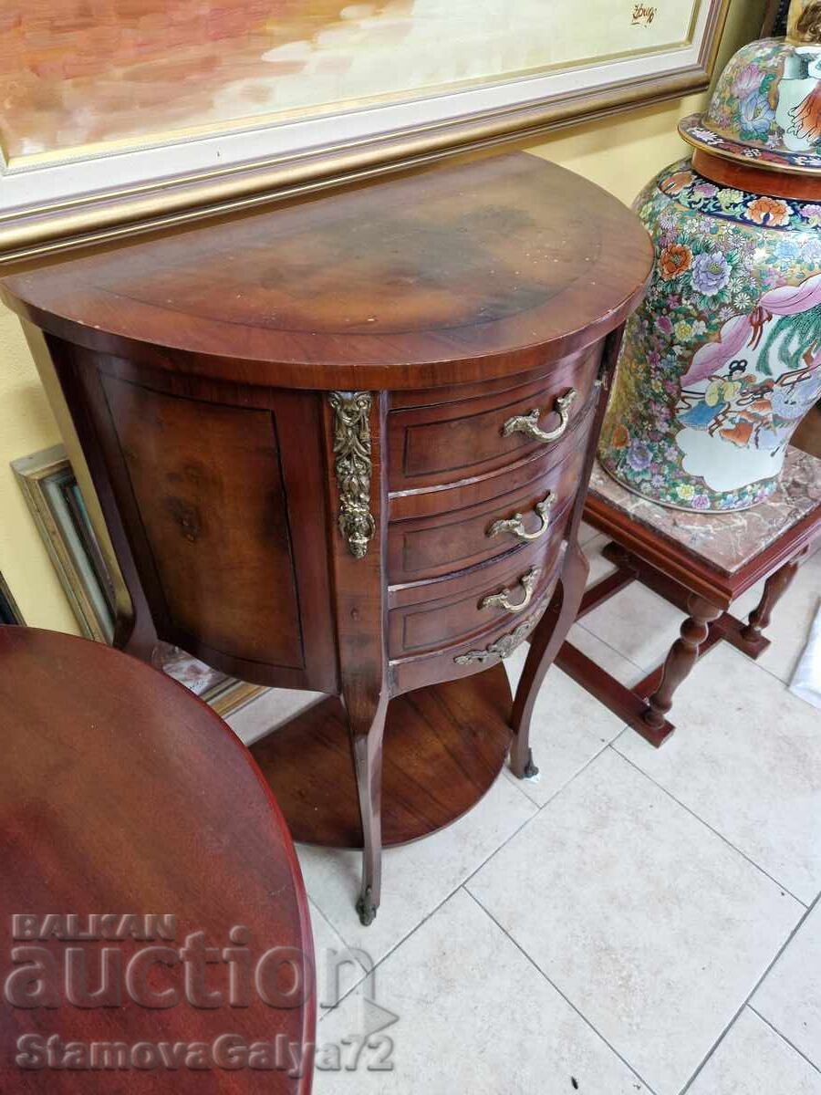 Delivery of Beautiful antique console cabinet dresser table
