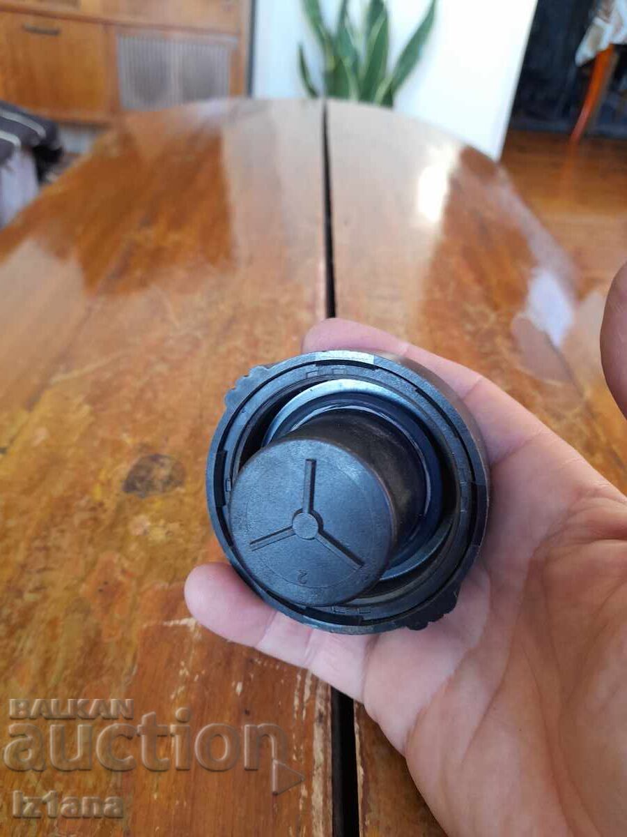 Old Lada, VAZ fuel tank cap with price 27.00 BGN | € 13.80 Old Lada, VAZ fuel tank cap with price 27.00 BGN | € 13.80