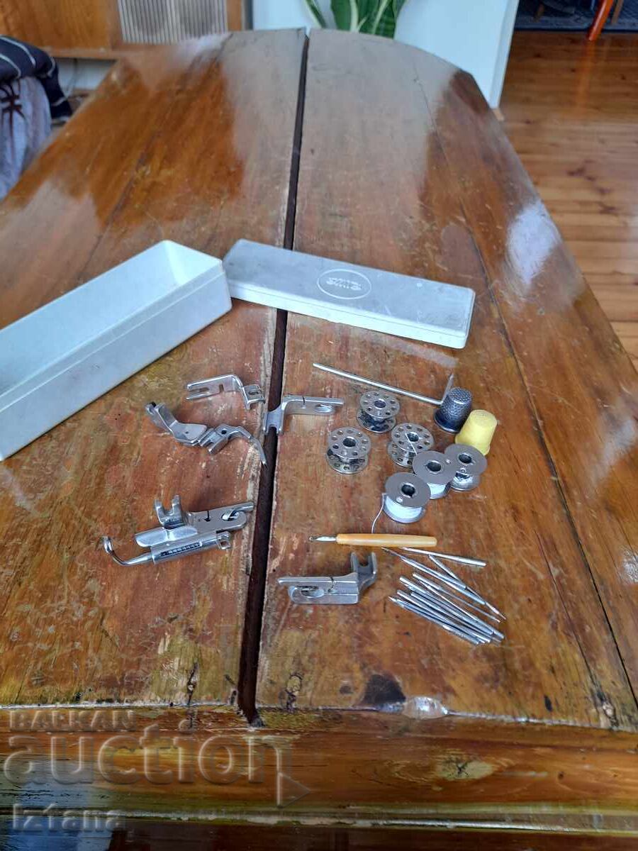 Old sewing machine accessories with price 80.00 BGN | € 40.90 Old sewing machine accessories with price 80.00 BGN | € 40.90