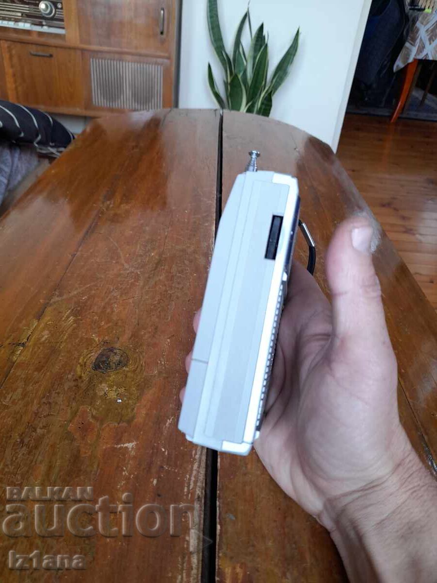 Old radio, radio receiver Siemens Melodie RT 702 with price 50.00 BGN | € 25.56 Old radio, radio receiver Siemens Melodie RT 702 with price 50.00 BGN | € 25.56