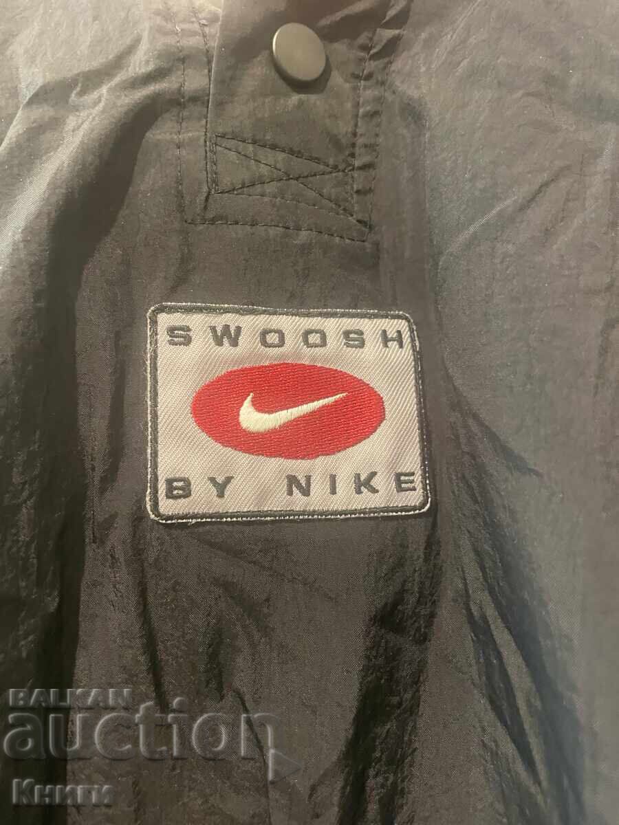 Nike Swoosh Top - size XL - 5 Nike Swoosh Top - size XL - 5