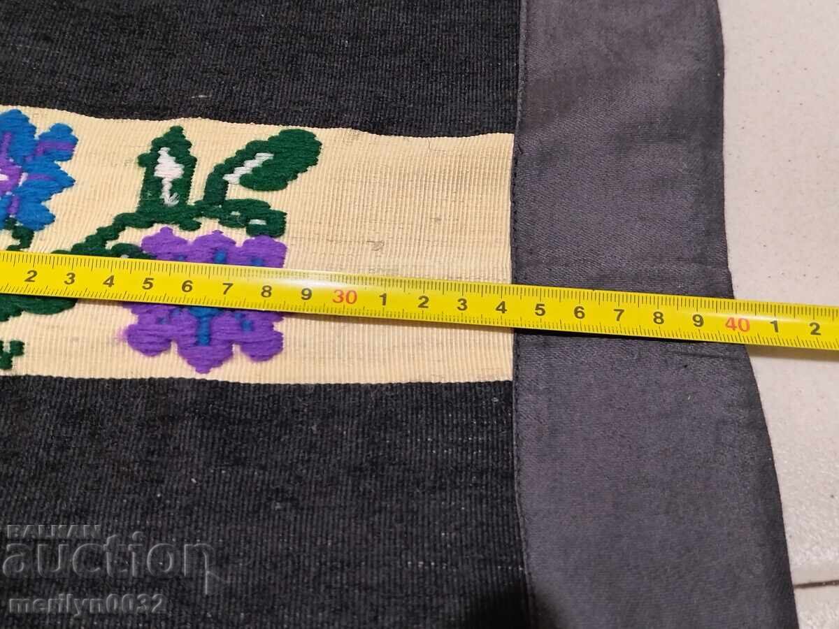 Delivery of Old woven embroidered embroidered apron wear sukman Delivery of Old woven embroidered embroidered apron wear sukman