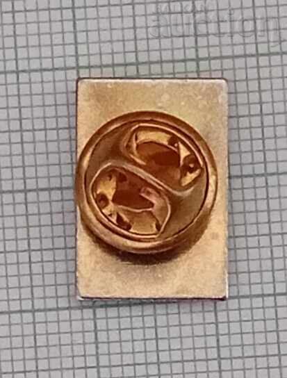 SAVOY GOLD WHISKEY LOGO BADGE PIN with price 3.00 BGN | € 1.53