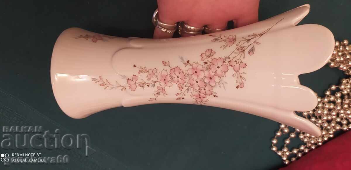 Delivery of Porcelain vase painted flowers Eschenbach Delivery of Porcelain vase painted flowers Eschenbach