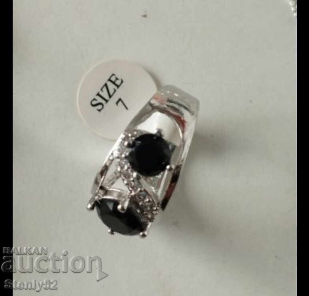 Παράδοση Επιχρυσωμένο σετ κολιέ, βραχιόλι, δαχτυλίδι με πέτρα.