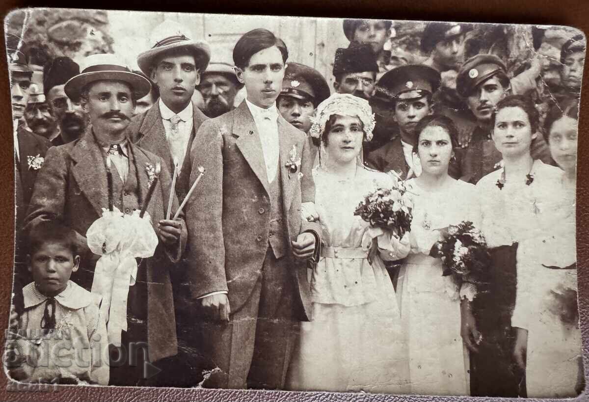 Newlyweds 1919 Newlyweds 1919