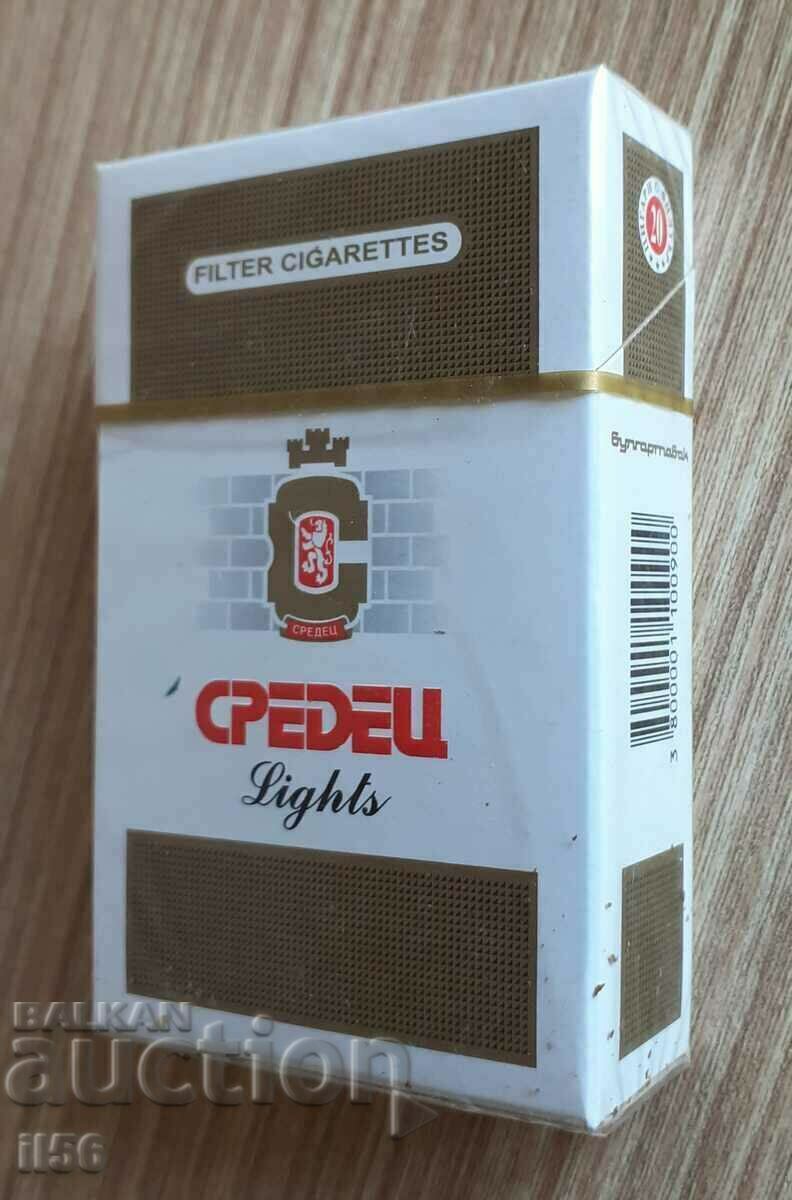 Delivery of "SREDETS" CIGARETTES Lights - unopened box