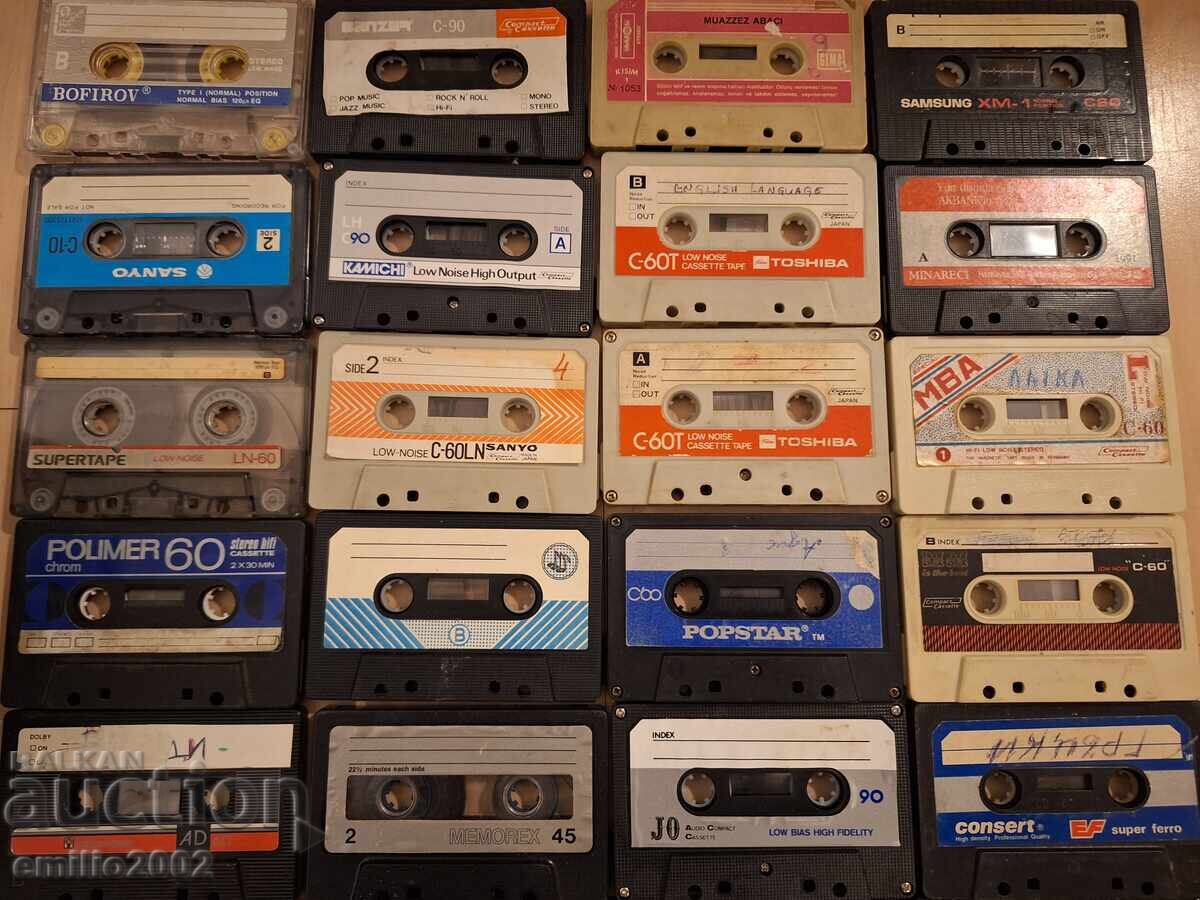 32 audio cassettes in a carousel rack with price 34.00 BGN | € 17.38