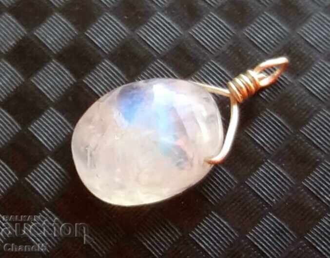 MEDALLION with MOONSTONE AND SILVER 925 (130) with price 19.90 BGN | € 10.17 MEDALLION with MOONSTONE AND SILVER 925 (130) with price 19.90 BGN | € 10.17