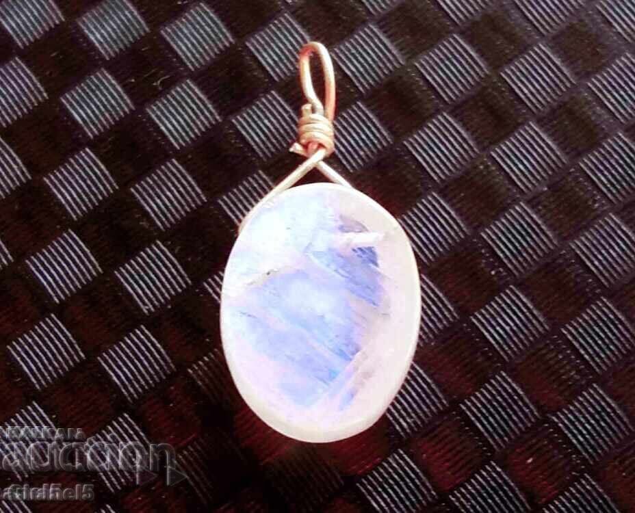 Delivery of MEDALLION with MOONSTONE AND SILVER 925 (130) Delivery of MEDALLION with MOONSTONE AND SILVER 925 (130)