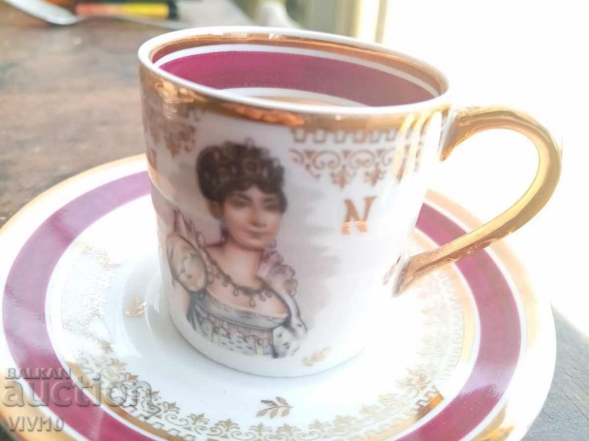 Auction  2 gorgeous Napoleon porcelain cups France