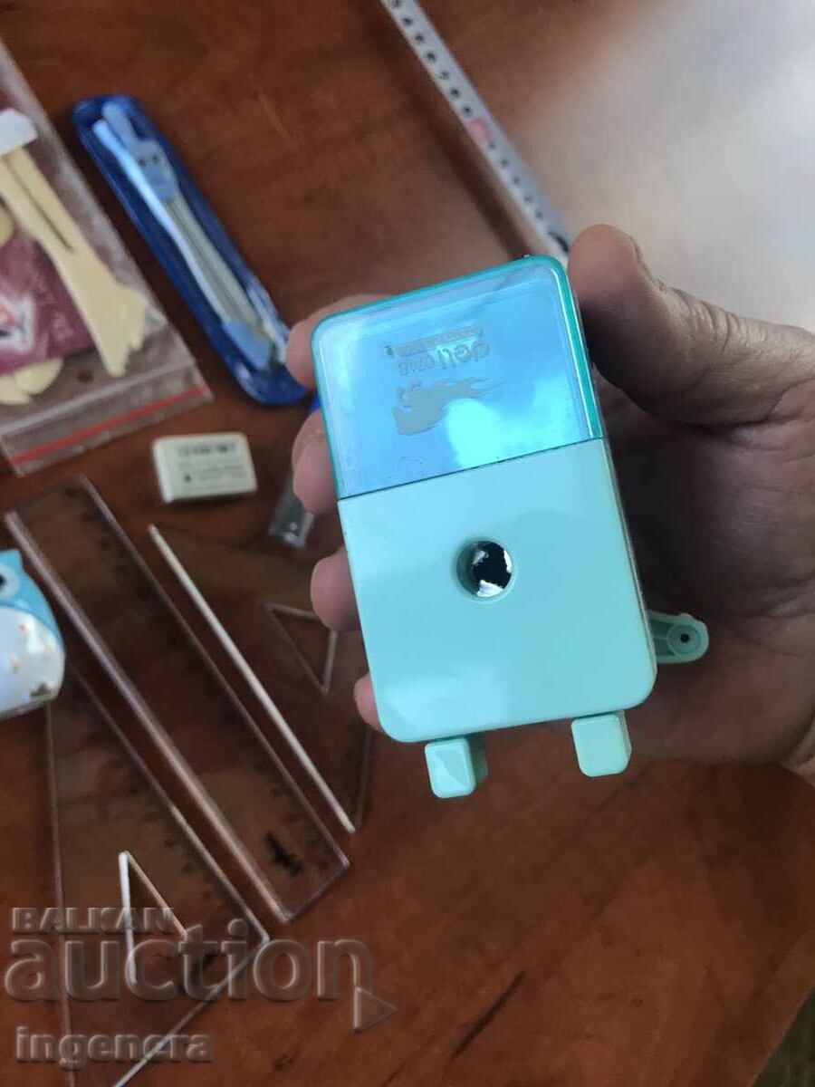 LOT OF STUDENT MATERIALS - 6