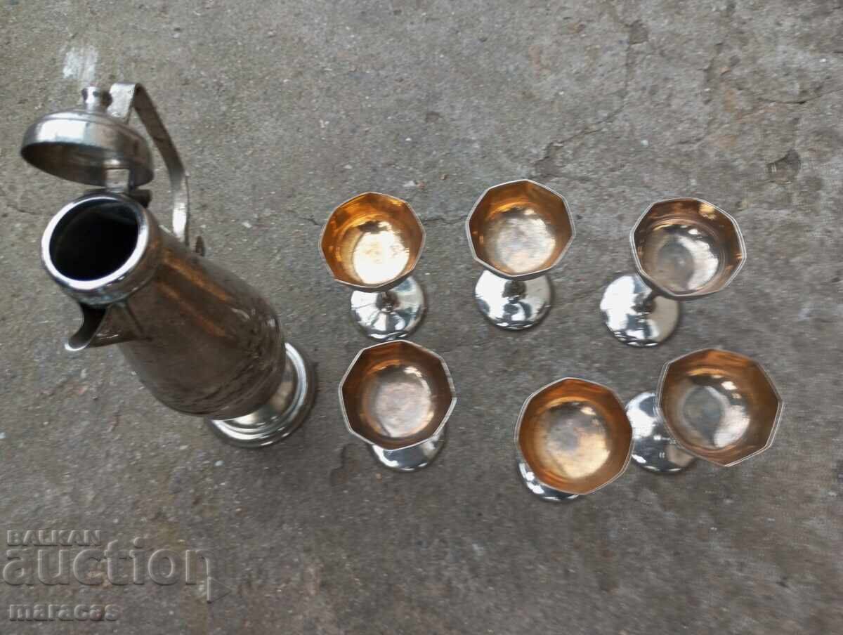 Комплект метални чашки с каничка,Стар сервиз с цена € 16.87 | 32.99 лв.