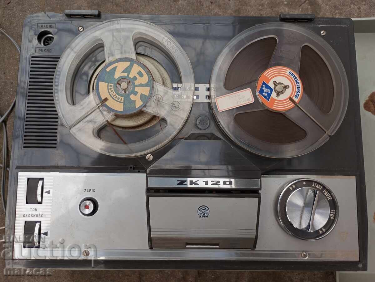 Old Grundik reel-to-reel tape recorder with price 42.00 BGN | € 21.47 Old Grundik reel-to-reel tape recorder with price 42.00 BGN | € 21.47