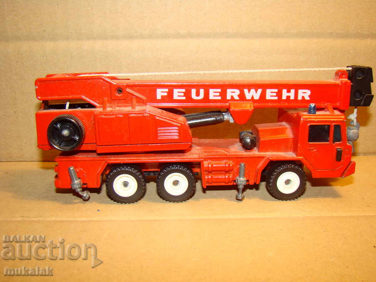 Аукцион 1:48  SIKU FAUN КРАН ПОЖАРНА КОЛИЧКА  ИГРАЧКА МОДЕЛ