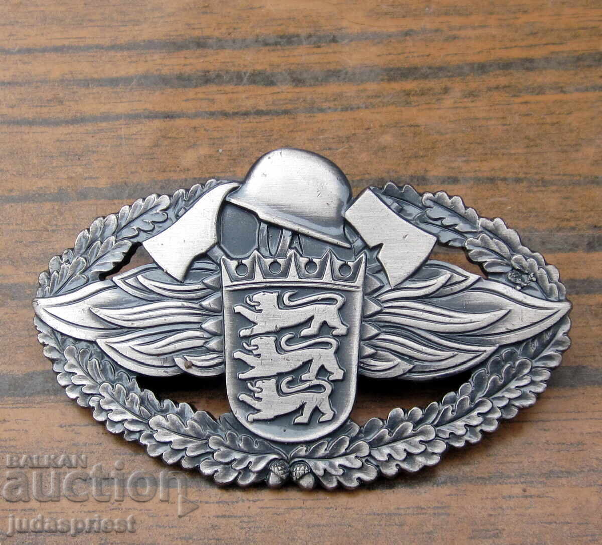 Σήμα Γερμανικού Πυροσβεστικού Σήμα Πυροσβεστικής Δεύτερης Κατηγορίας Σήμα Γερμανικού Πυροσβεστικού Σήμα Πυροσβεστικής Δεύτερης Κατηγορίας