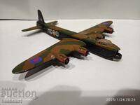 Avioane Avioane militare Short Stirling Mk-I 3 1/144 (MG11)