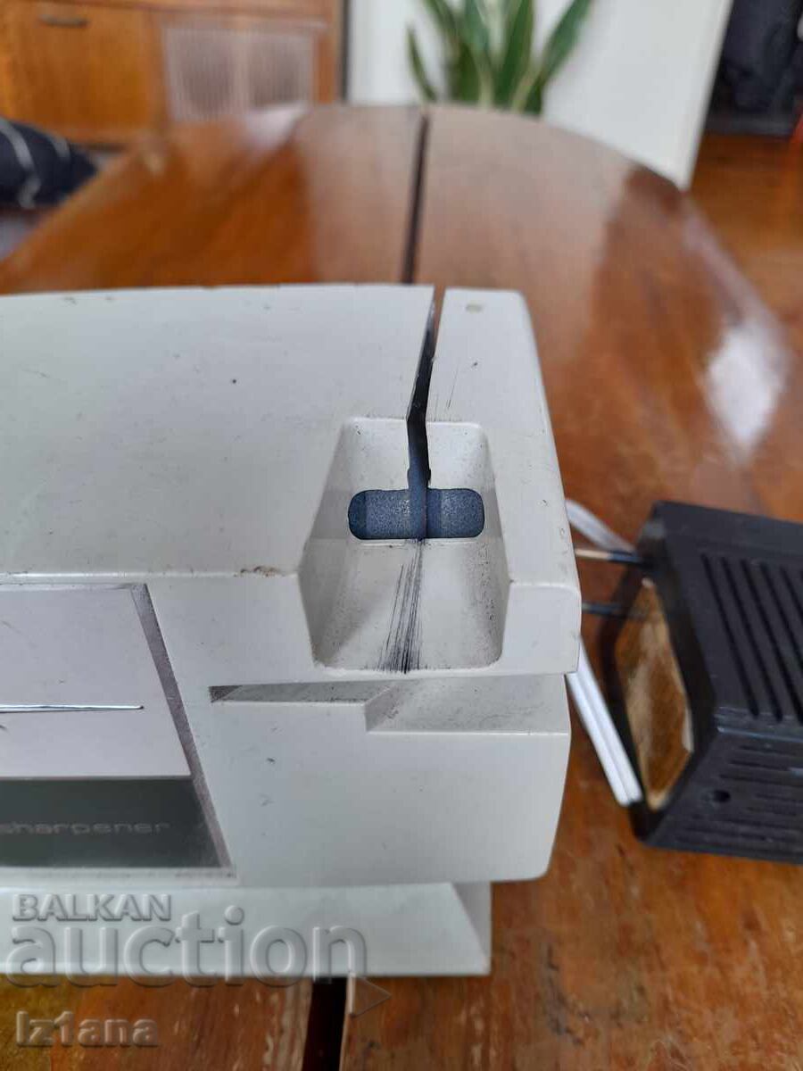 Auction Old Oster sharpener Auction Old Oster sharpener