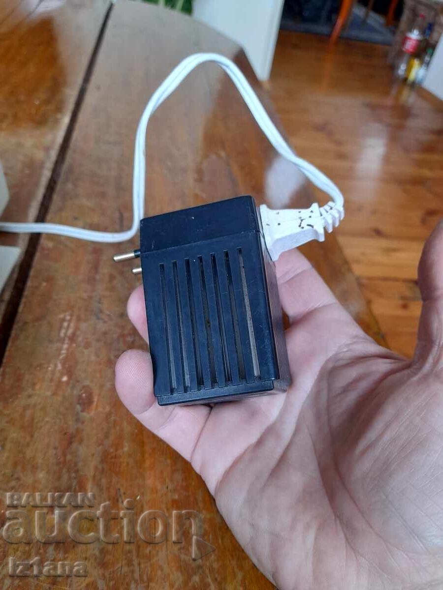 Old Oster sharpener - 5 Old Oster sharpener - 5