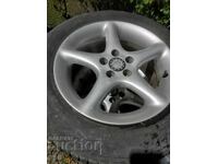 I am selling 4 pcs of 15 inch Italian aluminum wheels.