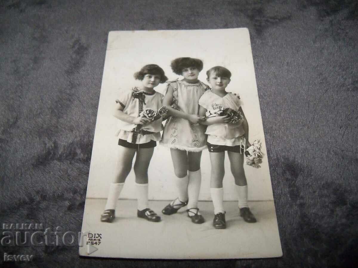 Old postcard with children from 1932. Old postcard with children from 1932.