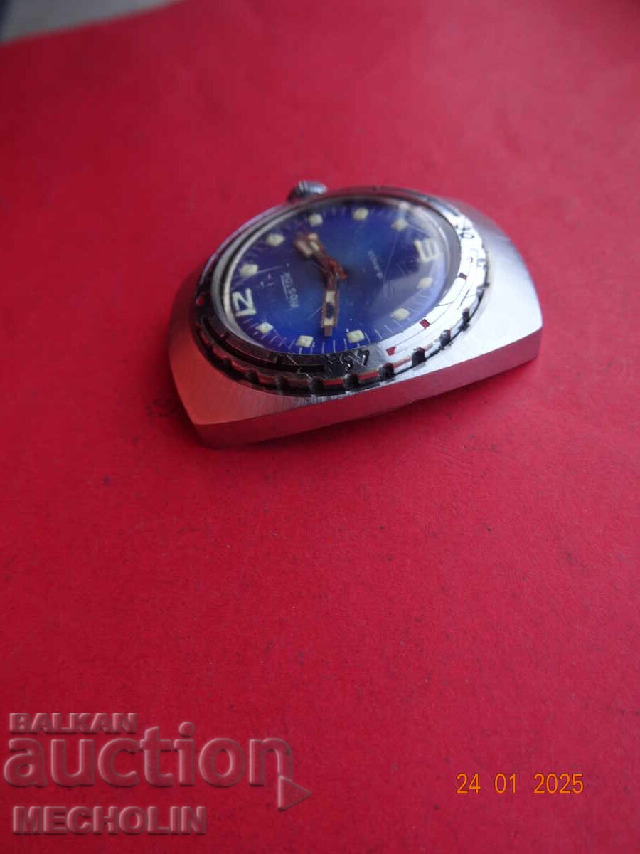 COLLECTOR'S WATCH RUSSIAN COMMANDER AMPHIBIOUS VOSTOK - 5 COLLECTOR'S WATCH RUSSIAN COMMANDER AMPHIBIOUS VOSTOK - 5