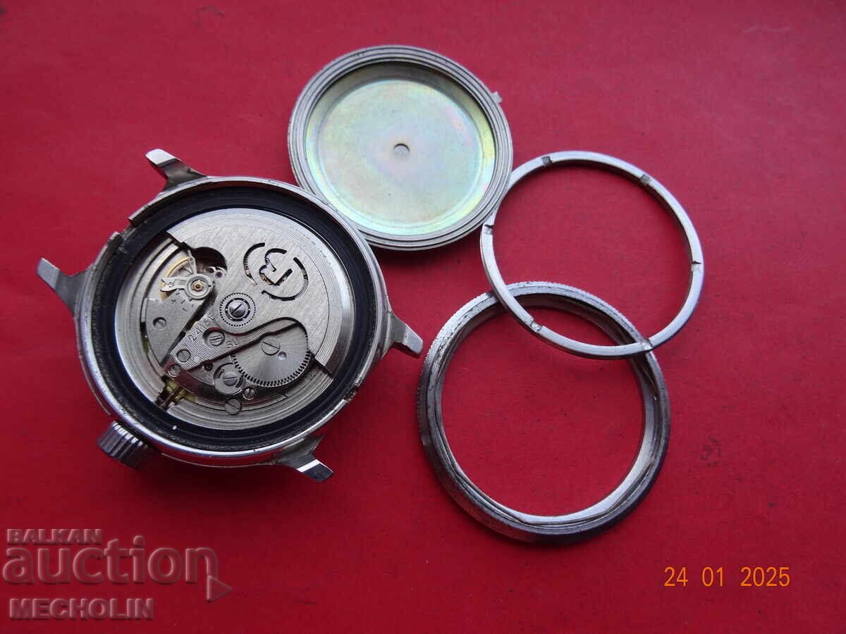 COLLECTOR'S WATCH RUSSIAN COMMANDER AMPHIBIOUS VOSTOK - 7