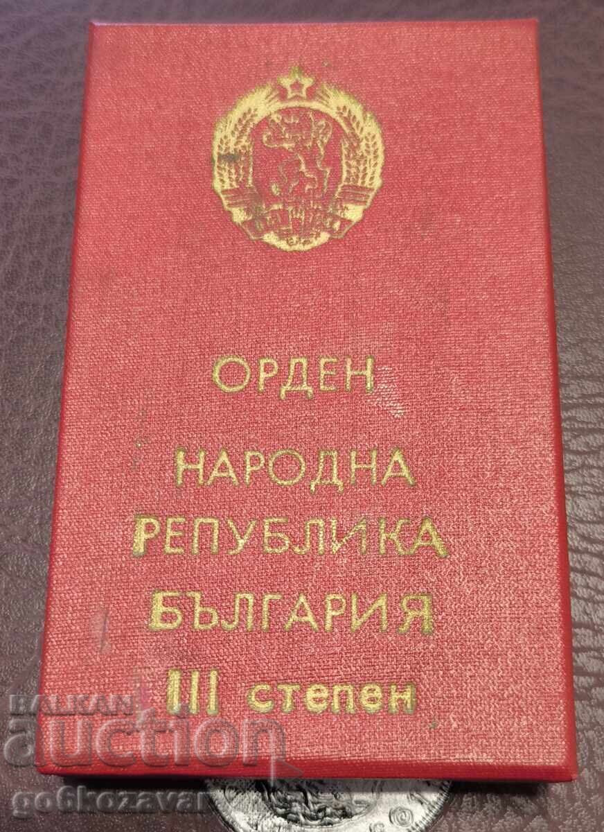 Παράδοση Τάγμα «Λαϊκή Δημοκρατία της Βουλγαρίας» 3ου βαθμού Παράδοση Τάγμα «Λαϊκή Δημοκρατία της Βουλγαρίας» 3ου βαθμού